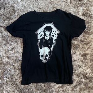 Women's Black Small Wednesday Skull Bird Coffin Fitted T-Shirt